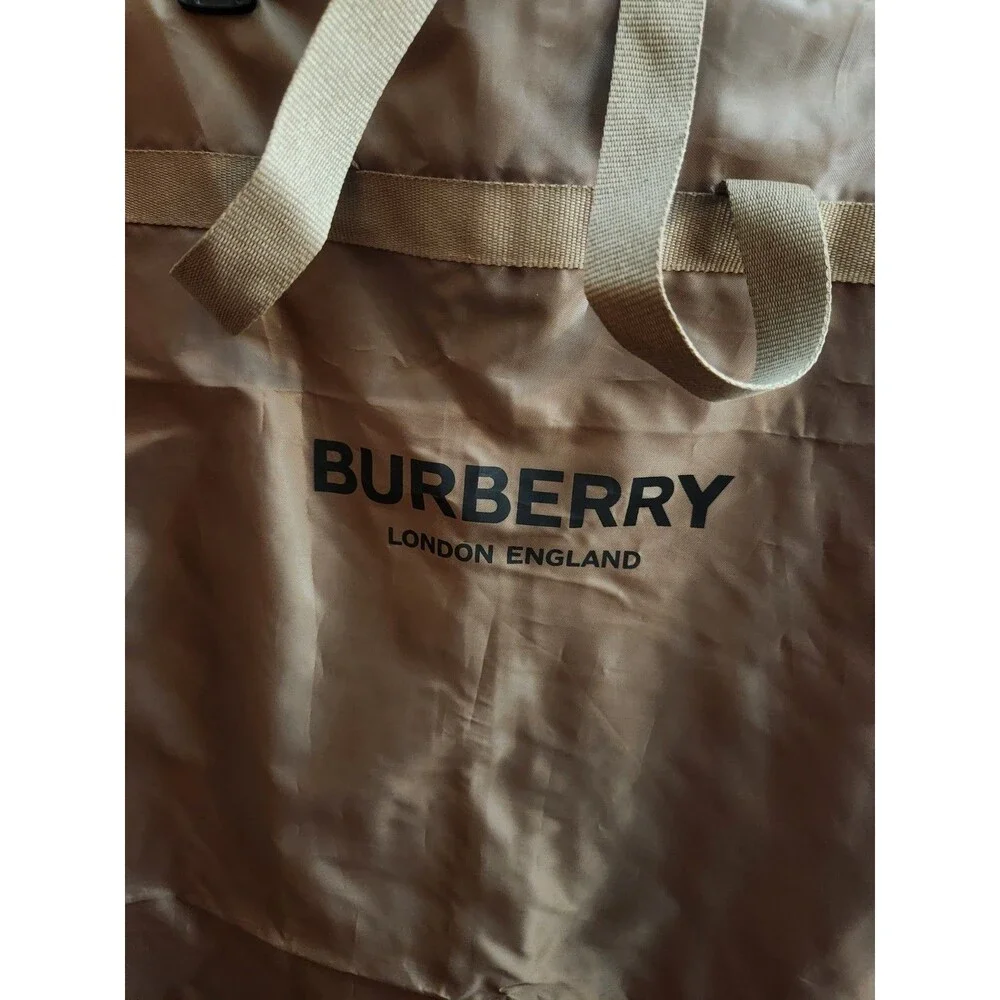 Burberry Nylon Full Zip Clothing Garment Bag in Khaki 40